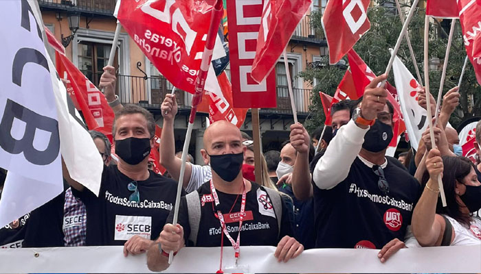 Huelga y multitudinaria movilización en CLM y en España contra el ERE de Caixabank