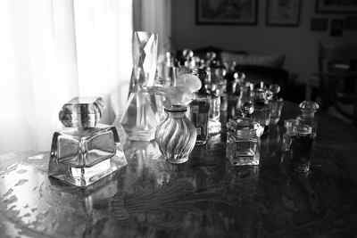 Perfumes. Ilustra convenio colectivo perfumerias