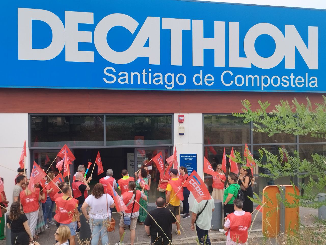 Concentración Decathlon prácticas antisindicais